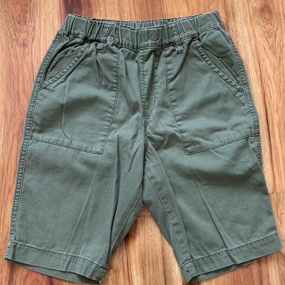 Uniqlo shorts 10-12 yrs - Picture 7 of 8